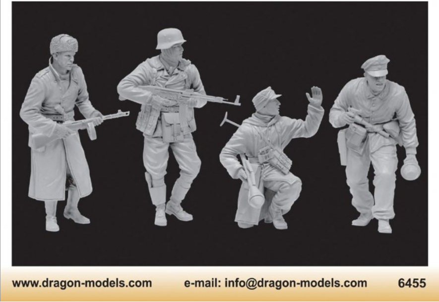 Foto de figuras de panzer granderos alemanes de la division Norland durante las batallas en el Oder-Vistula de 1945 en escala 1:35 de Dragon referencia 6455