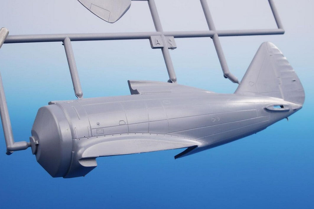 Detalle de fuselaje izquierdo de Special Hobby 48205 Reggianne Re.2000GA Serie III