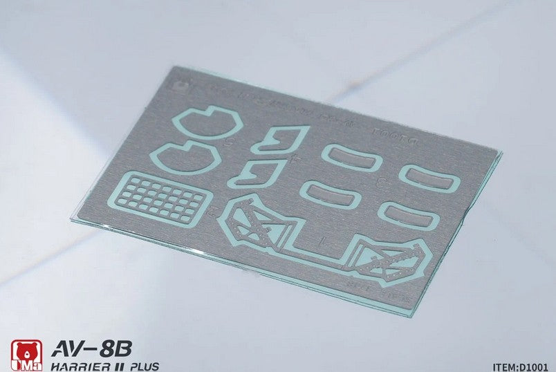 Fotograbados del AV-8B Harrier II Plus de UMa Model D1001