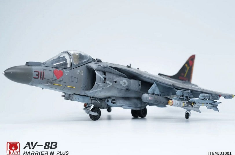 Vista frontal lateral AV-8B Harrier II Plus Tomcats de UMa Model D1001