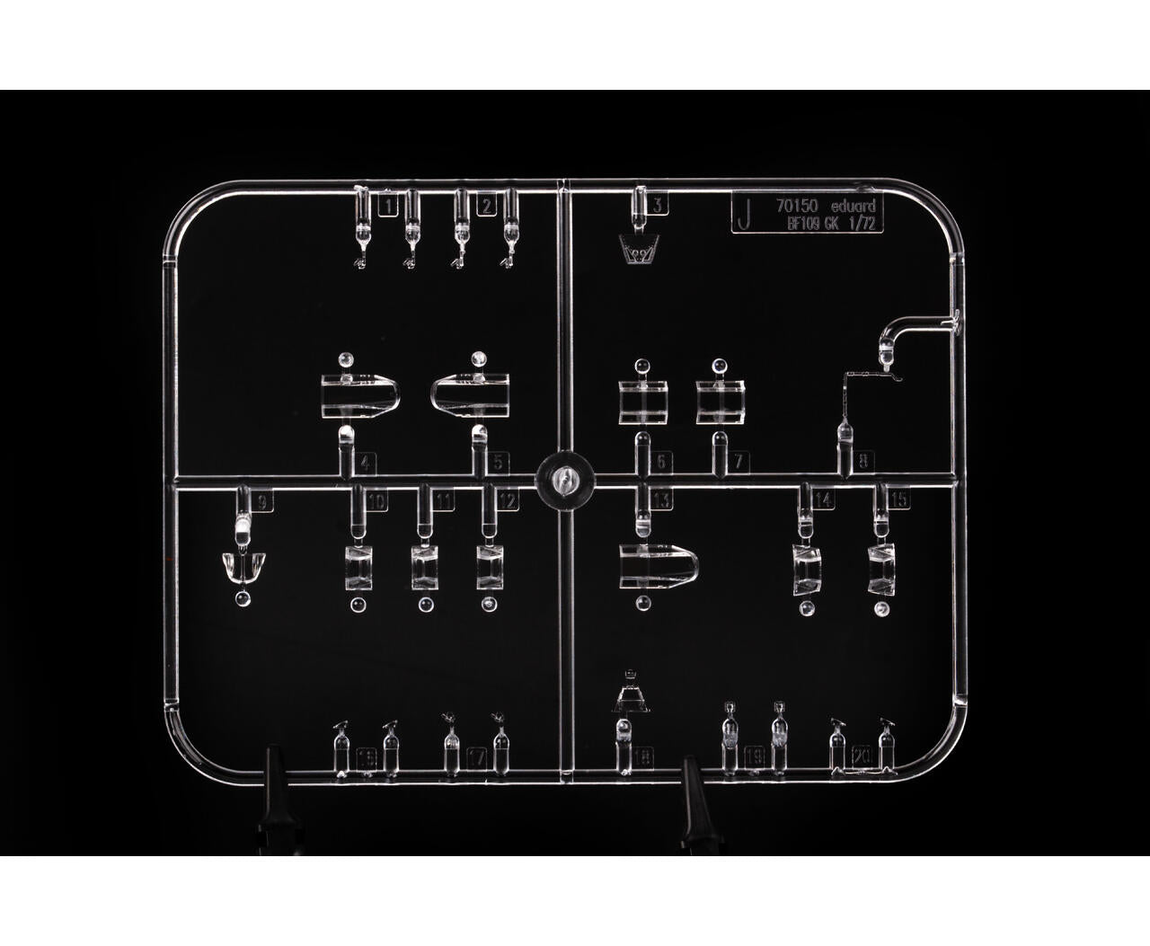 Cristales de la maqueta del caza alemán BF-109 G-6 de Eduard con referencia 7475