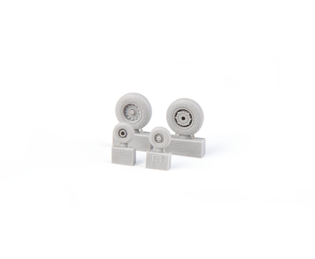 Ruedas de resina de la maqueta del avión norteamericano embarcado de vigilancia y control E-2C Hawkeye en escala 1:72 de Eduard referencia 2153