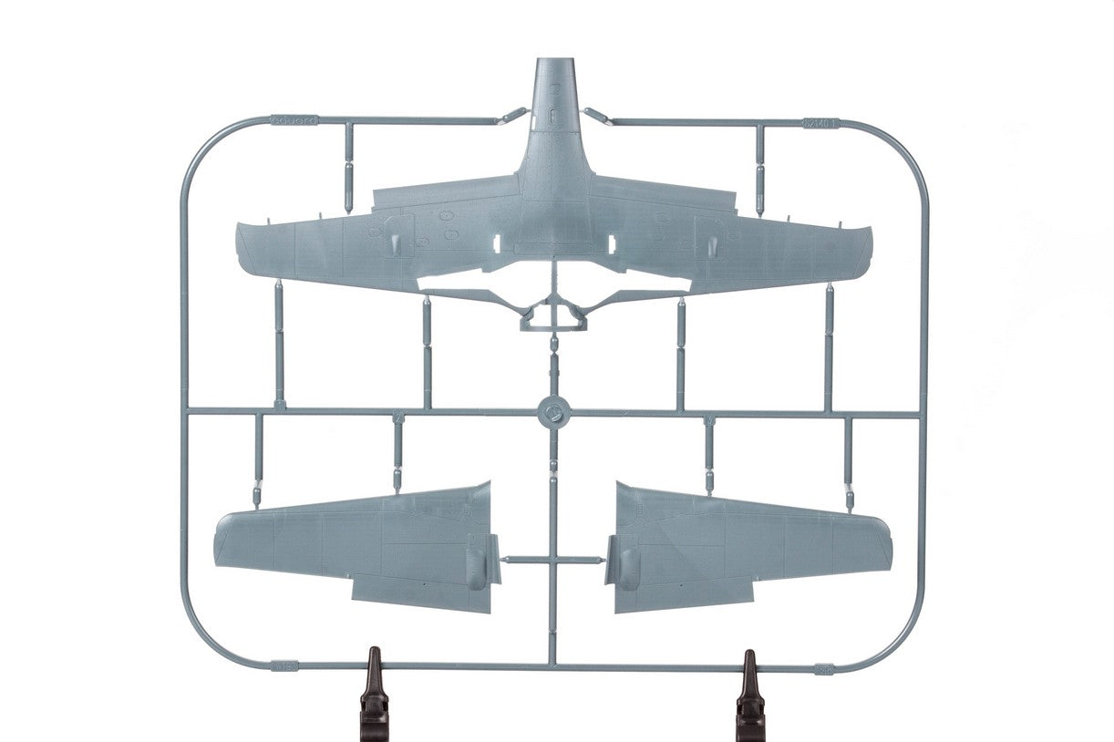 FW190 A3 Light Fighter Alas 82141 Eduard ProfiPACK