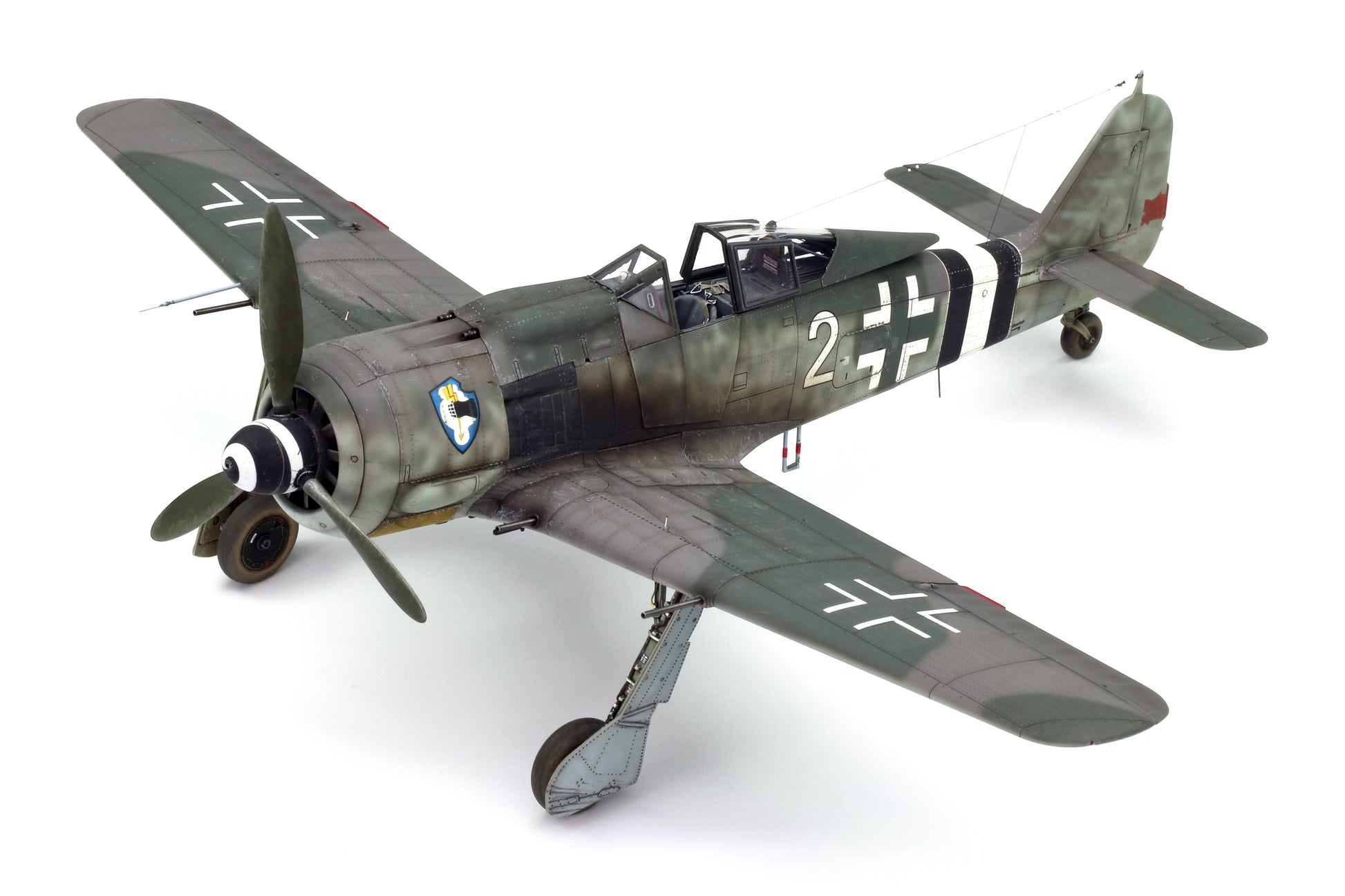Foto aérea lateral  de la maqueta del caza alemán Fw-190 A7 en escala 1:48 de Edurad referencia 82138
