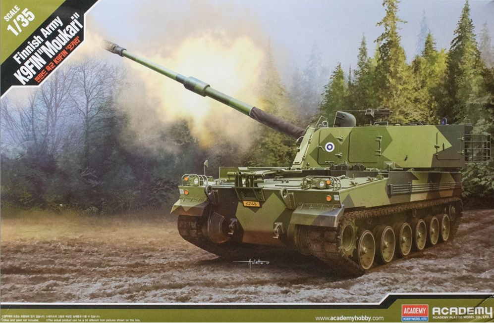 Portada de la caja de la maqueta del cañon autopropulsado K9FIN Moukari en escala 1:35 del fabricante Academy con referencia 13519