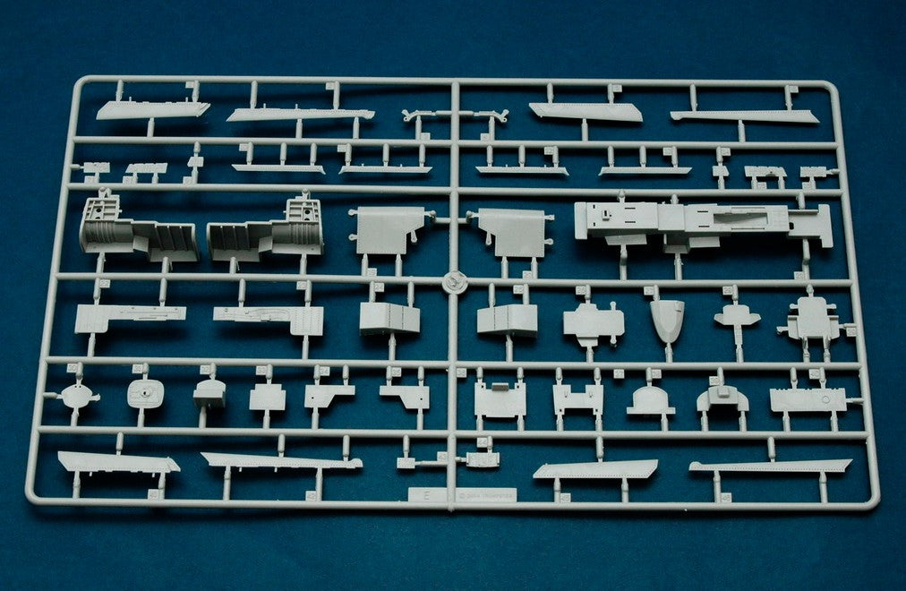 North american RA-5C Vigilante Trumpeter 08029 Grapa E