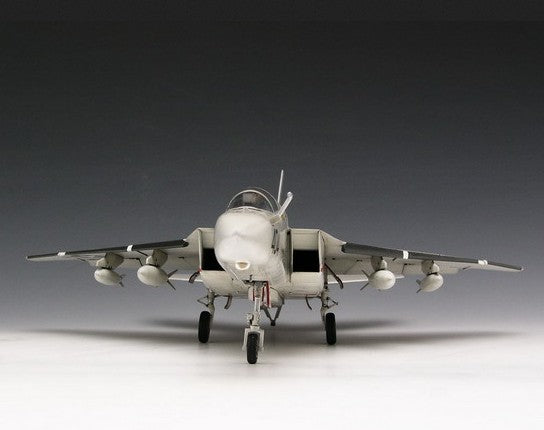 North american RA-5C Vigilante Trumpeter 08029 Vista frontal