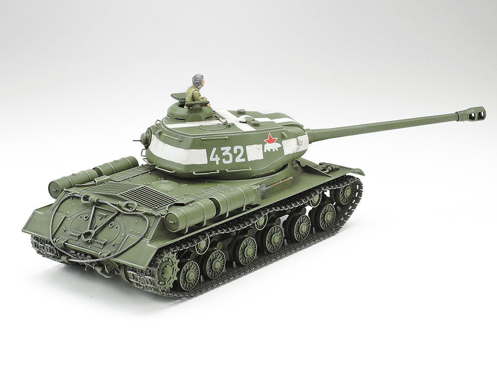 Vista trasera del tanque soviético JS-1 modelo 1944 en escala 1:48 de Tamiya referencia 32571