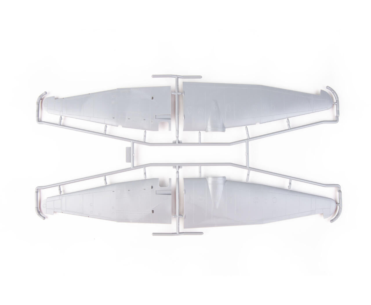 Grapa 2 de la maqueta del bombardero alemán Ju 88 A-4 en escala 1:48 de Eduard referencia 11194