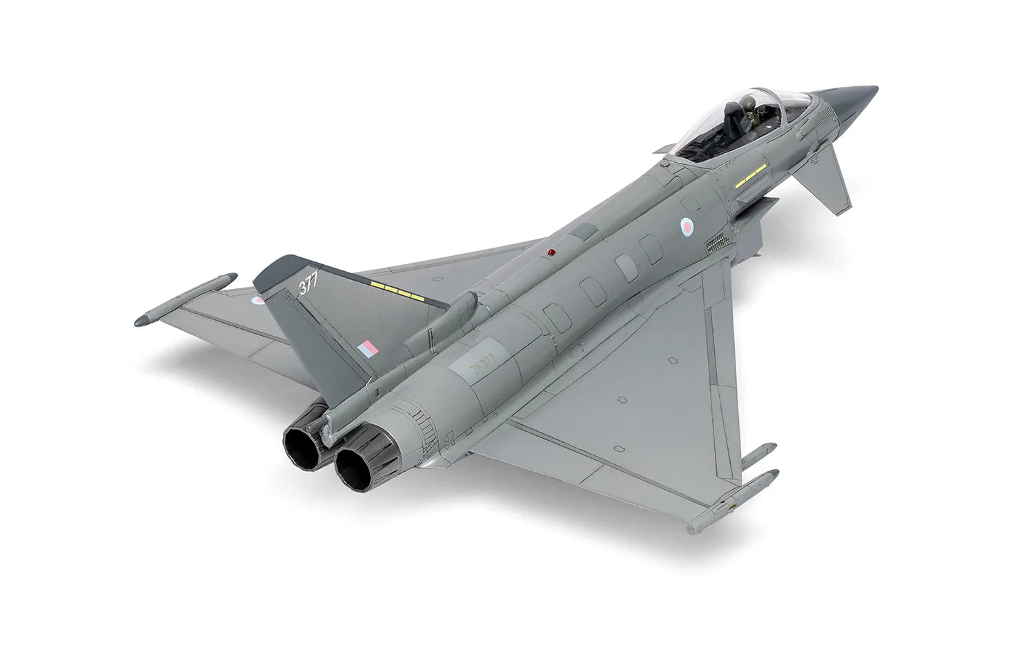 Vista trasera del caza inglés Eurofighter Typhoon FGR.4 en escala 1:72 del fabricante Airfix referencia 55016