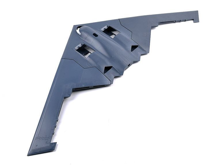 Foto de la maqueta del bombardero de la USAF B-2A en escala 1:72 de Modelcollect referencia 72201