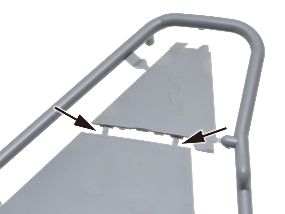 Detalle del sistema de pliegue del ala de la maqueta del caza F-35C en escala 1:72 de Tamiya referencia 60794