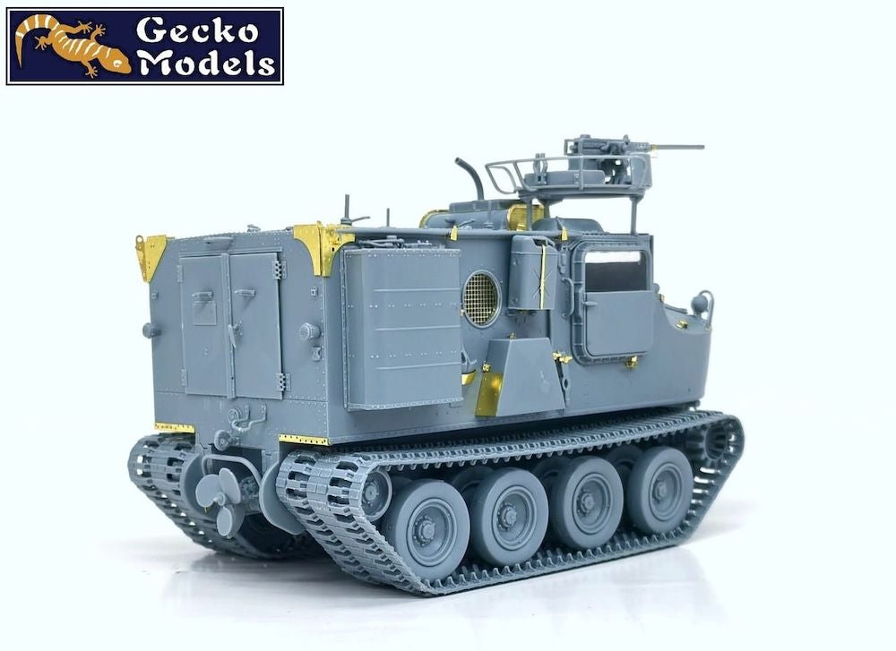 Vista trasera derecha de la maqueta del vehículo anfibio M76 versión final en escala 1:35 de Gecko Models con referencia 35GM0117