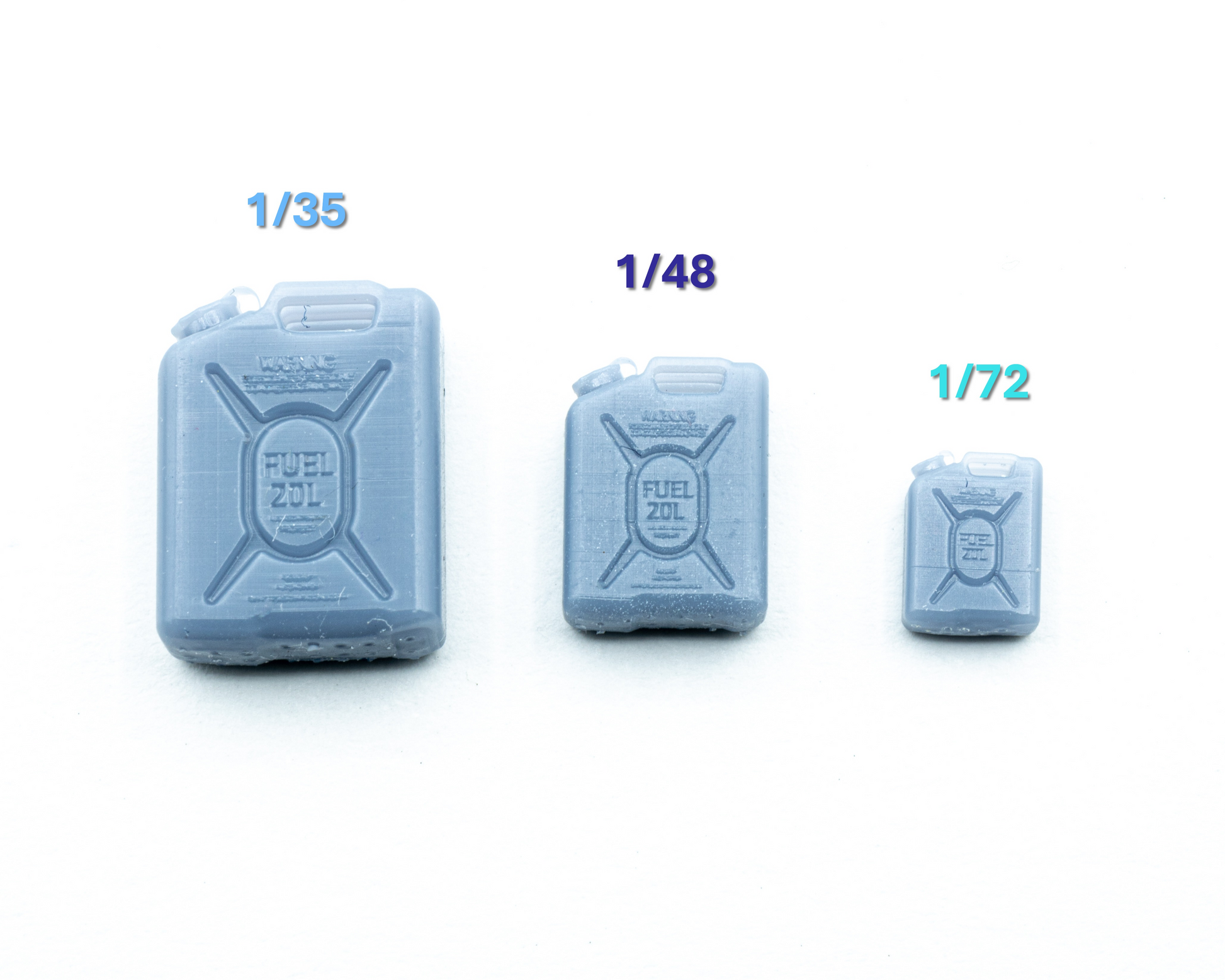 Comparativa de escalas del set de 10 garrafas de combustible de Necora Model