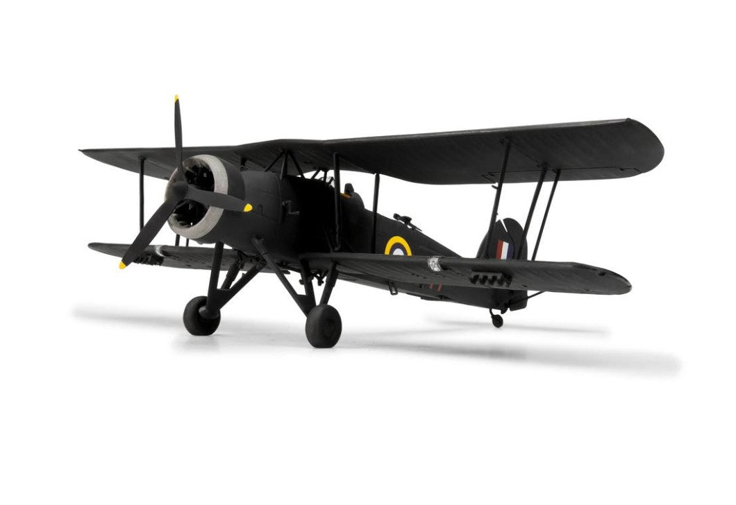 Fairey Swordfish MK.I en 1:72 Airfix A04053B vista frontal izquierda