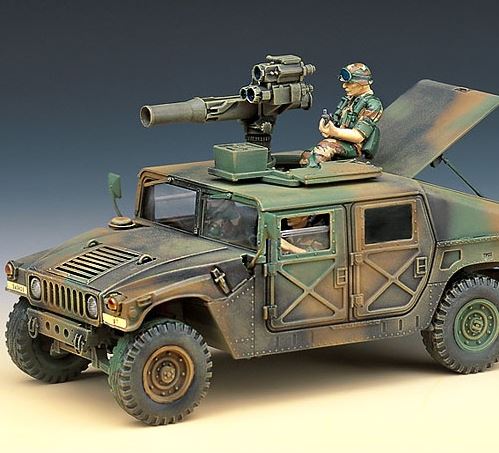 ACADEMY (1/35) M966 TOW Missile Carrier