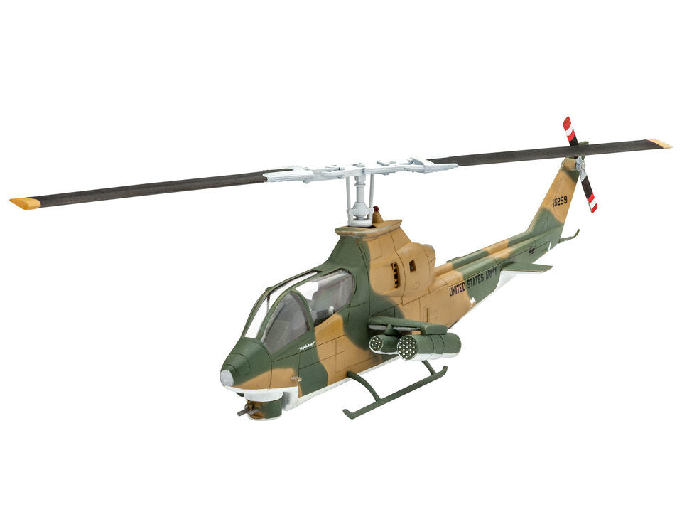 Foto de la maqueta del helicóptero Bell AH-1H Cobra en escala 1:100 de Revell referencia 04954 