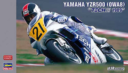 Foto de la portada de la caja de la maqueta de la moto de carreras YZR500 del equipo Tech21 en 1989 en escala 1:12 de Hasegawa referencia 21708