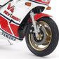 Foto rueda delantera de la maqueta de la moto Yamaha RZV500R en escala 1:12 de Tamiya referencia 14037