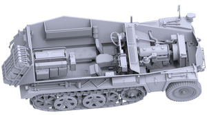 Foto del interior de la maqueta del vehículo de mando alemán Greif de Erwin Rommel en escala 1:16 de Das Werk referencia 16019