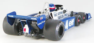 Foto trasera de la maqueta del Fórmula 1 Tyrrel P34 que corrió el gran premio de Mónaco en 1977 en escala 1:20 de Tamiya referencia 20053