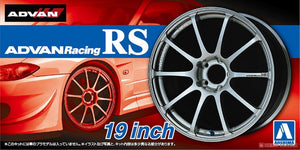 Set de llantas de 19 pulgadas para coches escala 1:24 modelo Advan Racing RS de Aoshima referencia 05378