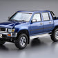 Vista frontal de la maqueta de la furgoneta 4x4 Pickup Hilux del año 1994 en escala 1:24 de Aoshima referencia 06217
