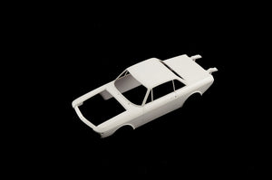 Piezas 1 de la maqueta del coche italiano Lancia Fulvia Coupé 1.6HF Fanalone en escala 1:24 de Italeri referencia 3619