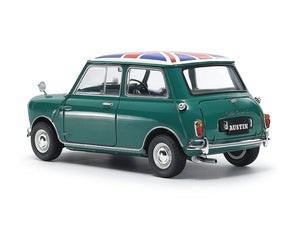 Foto trasera de la maqueta del coche Austin Mini Cooper 1275S en escala :24 de Tamiya referencia 24235