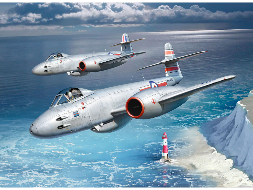 Portada de la caja de la maqueta del caza británico Gloster Meteor F.8 en escala 1:32 de Revell referencia 03750