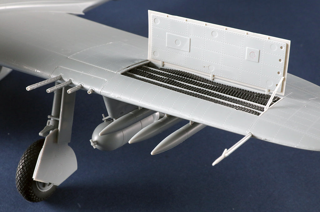 Detalle del ala de la maqueta del caza norteamericano P-47 D Razorback en escala 1:24 de Trumpeter referencia 02427
