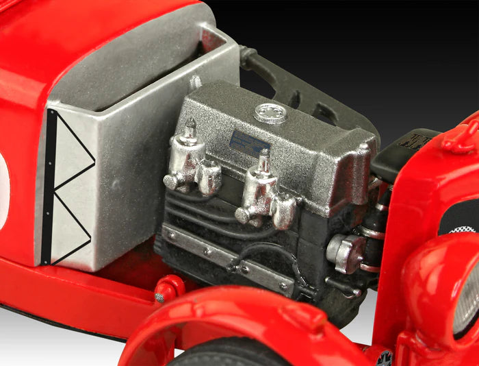 Detalle del motor de la maqueta del clásico Aston Martin Ultser en escala 1:32 de Revell referencia 77751
