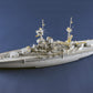 Foto delantera de la maqueta del acorazado británico HMS Resolution en escala 1:350 de Trumpeter referencia 05379