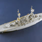 Foto trasera de la maqueta del acorazado británico HMS Resolution en escala 1:350 de Trumpeter referencia 05379