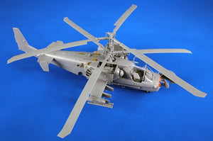 Foto lateral de la maqueta del helicóptero ruso Ka-52 Alligator en escala 1:35 de Trumpeter referencia 05119