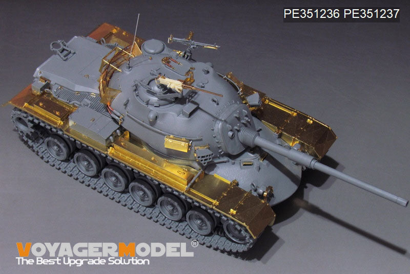 Foto delantera derecha del set de fotograbados para mejora del carro de combate de Takom M48A5 realizado por Voyager Model referencia 351236