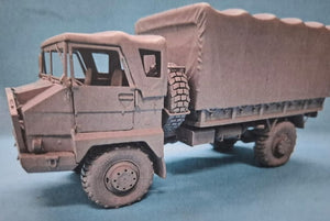 Portada de la caja de la maqueta del camión de transporte militar 4x4 Pegaso en escala 1:35 de M4 Model