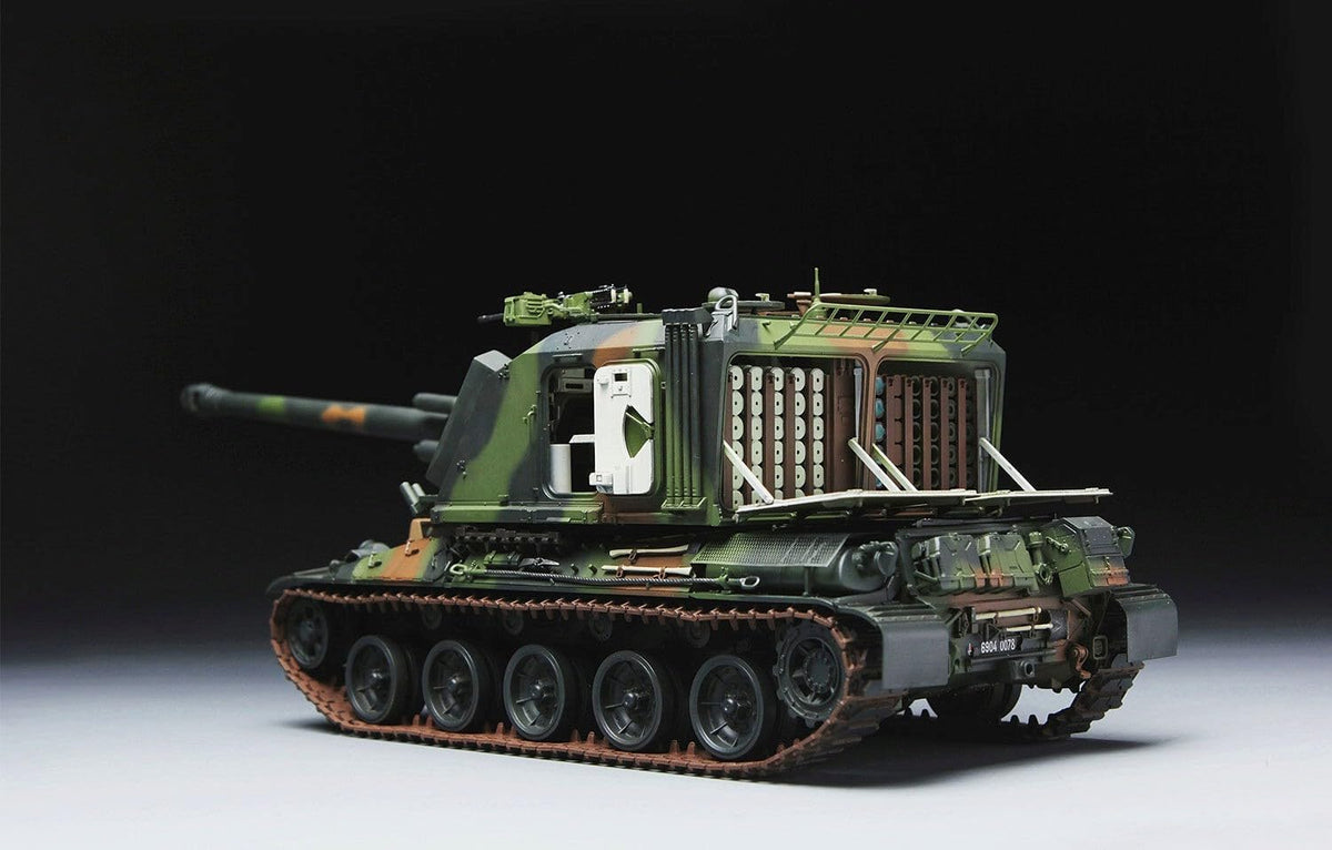 Vista trasera de la maqueta del obús autopropulsado francés AUF1 en escala 1:35 de Meng referencia TS-004