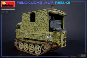 Foto trasera de la maqueta del vehículo alemán Ost RSO/01 con cocina de campaña en escala 1:35 de Miniart referencia 35493 