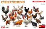 Portada del set de figuras de pollos, gallinas y gallos de corral en escala 1:35 de Miniart referencia 38112
