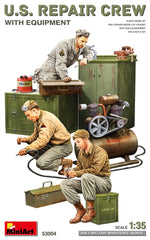 Portada del set de figuras de tripulación de carros en labores de taller con set de herramientas en escala 1:35 de Miniart referencia 53004