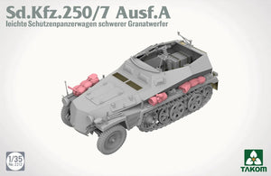 Complementos de la maqueta del vehículo de transporte de tropas ligero alemán Sd.Kfz. 250/7 en versión mortero y escala 1:35 de Takom referencia 2212