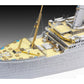 Foto de proa de la maqueta del RMS Titanic en escala 1:400 y versión platinum de Revell referencia 05243