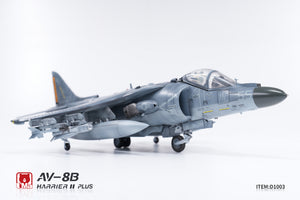 UMA MODEL (1/48) McDonnell Douglas AV-8 B Harrier II Plus