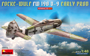 Portada de la caja de la maqueta del caza alemán Fw-190D9 versión inicial en escala 1:48 de Miniart referencia 48044