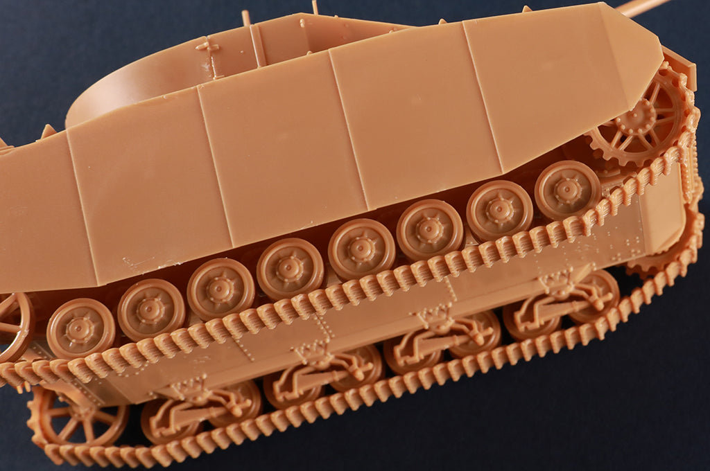 Detalle de las cadenas de la maqueta del carro de combate alemán Panzer IV Ausf J en escala 1:48 de Hobby Boss referencia 84842