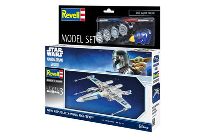 Portada del set con pinceles, pegamento, pinturas y maqueta del X-Wing de la Republica en escala 1:57 de la saga Mandalorian referencia 66791 