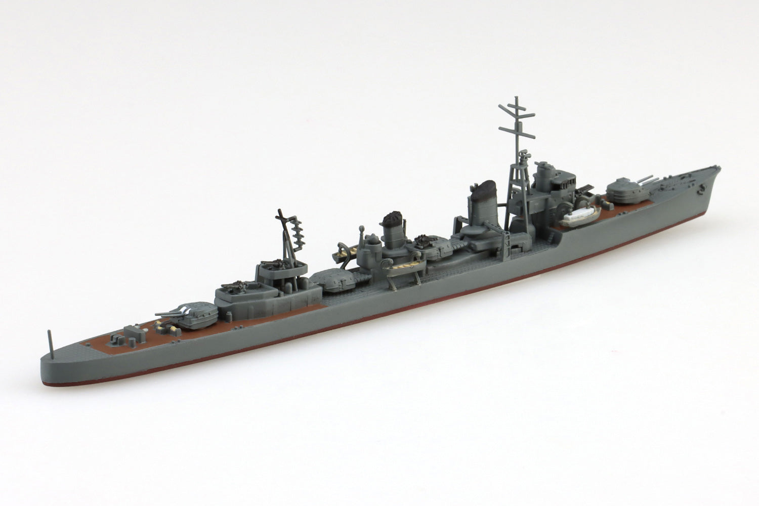Foto posterior de la maqueta del destructor japonés Shiranui en escala 1:700 de Aoshima referencia 06738