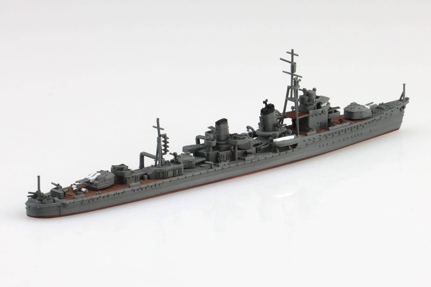 Foto trasera de la maqueta del destructor japonés Hatsushimo en escala 1:700 de Aoshima referencia 06748