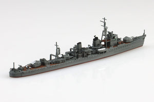 Foto trasera de la maqueta del destructor japonés Hatsushimo en escala 1:700 de Aoshima referencia 06748